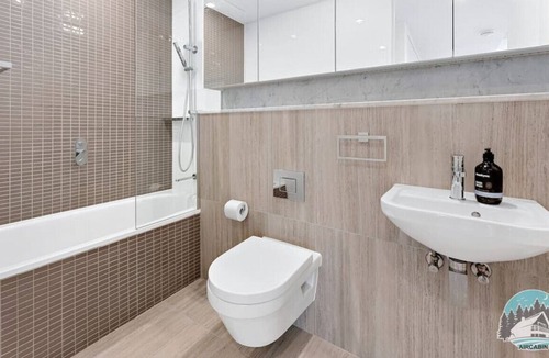 Beecroft Apartment | Aircabin | Beecroft | Homely Spacious | 2 Beds Apt