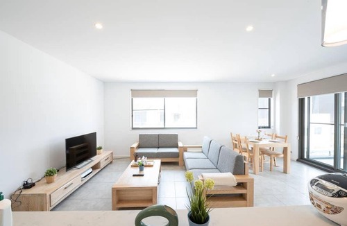 Epping Apartment | Aircabin｜Epping｜cheerful｜2 Beds Apt + free Parking