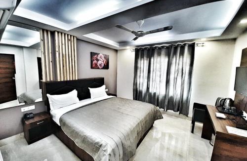South West House | Airport Hotel Delhi Aerocity