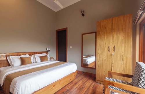 Nainital Hotel | Alaya Stays Amara Aether