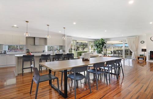 Bowral House | Albert Fields - stylish family-friendly retreat in the Southern Highlands