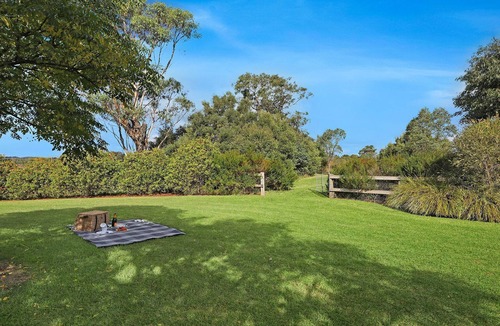 Bowral House | Albert Fields - stylish family-friendly retreat in the Southern Highlands