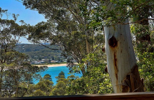 Avoca Beach House | ALMOND COTTAGE | Views, walk to the beach, wifi | Accom Holidays