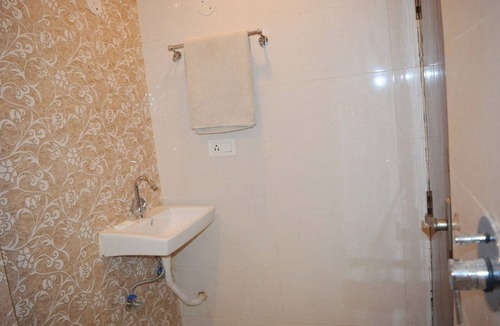 Mahipalpur Extension Hotel | Alpha Stay