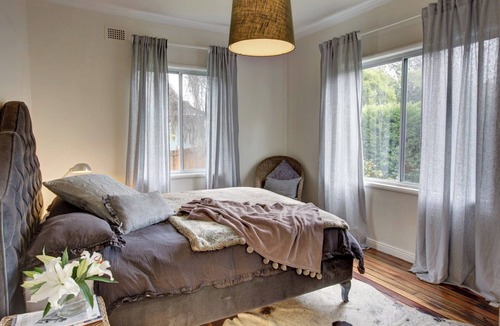 Berrima Cottage | Ambient Cottage, open fire, walk to village. The perfect pet friendly slow stay.