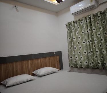 Ghatgan House | Anand palace lodge