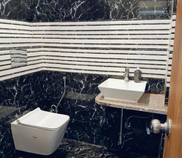 Varanasi Hotel | Anandam