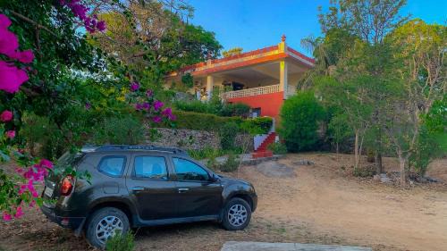 Abu Road House | Anandmai Rohet House Mount Abu