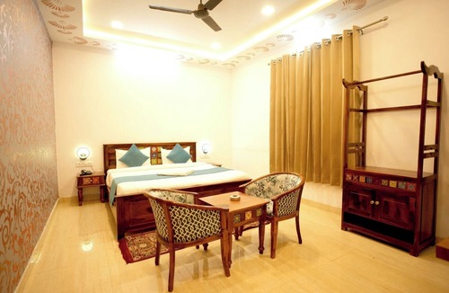 Udaipur District Hotel | Ananta Residency