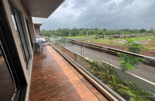 Karjat Villa | Angan in the Hill - luxurious villa with jacuzzi & scenic mountain view 🏔️