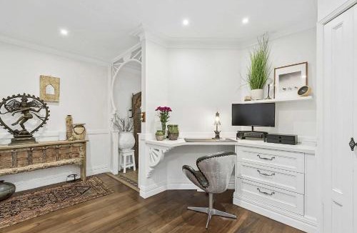 Matcham House | Antara House by Coast Hosting
