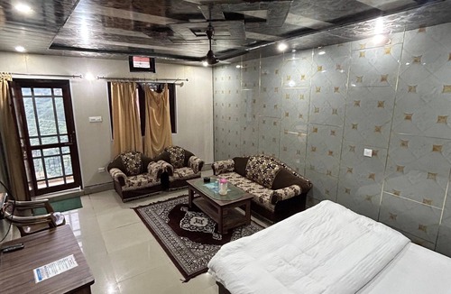 Ukhimath Hotel | Anushri Lodge And Restaurants
