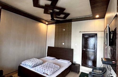 Ukhimath Hotel | Anushri Lodge And Restaurants