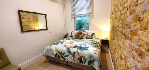 Narrabeen Apartment | Apartment 1 - The Coachhouse