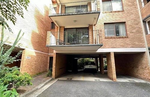 Macquarie Park Apartment | Apartment close to macquarie uni metro and shopping center