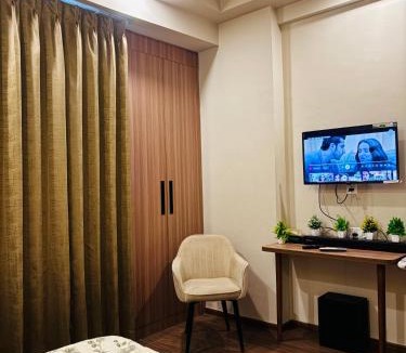 Greater Noida Apartment | Apex Hub