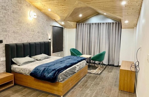 Manali Hotel | Apple Woods