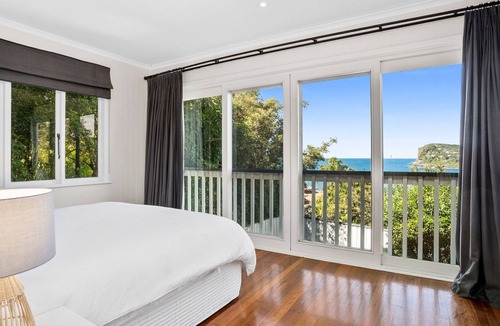 Whale Beach House | Aqua Whale Beach by TCC