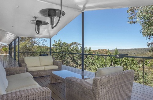 Wentworth Falls House | Arana A Little Blue Mountains Luxury