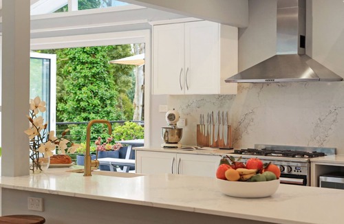 Bowral House | Arcadia Cottage - spacious, stylish Highlands stay for families and groups near Bowral