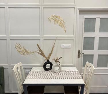 Pink City Apartment | Ardra 1BHK Apartment Stylish Tropical Stay MI Road Jaipur