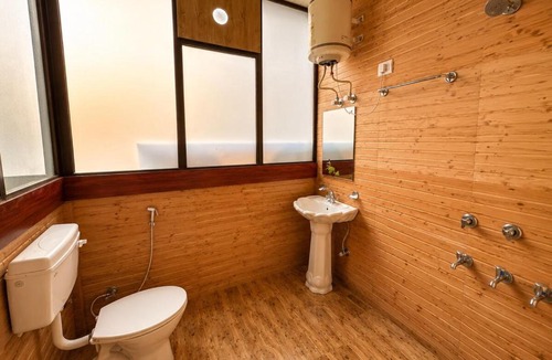Sidhpur Apartment | Aroha Hills 2BHK Mountain Retreat in Dharamshala