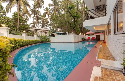 Gauravaddo Hotel | Arotel Rooms & Suites Calangute