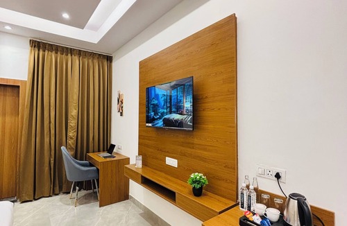 Gomti Nagar Hotel | Arth Suites Lucknow Gomti Nagar