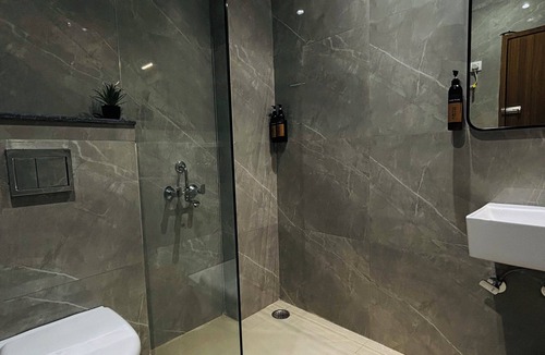 Gomti Nagar Hotel | Arth Suites Lucknow Gomti Nagar