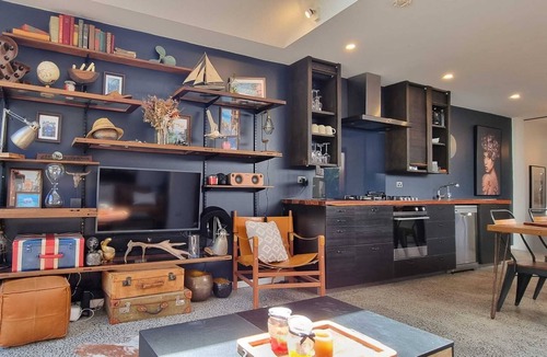 Rozelle House | Arty house w/ Garden close to the City & Harbour