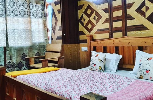 Theog Hotel | Ashirwad Homestay