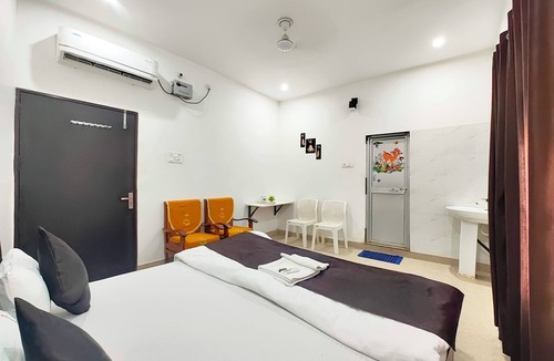 Ayodhya Hotel | Ashoka Homestay Ayodhya