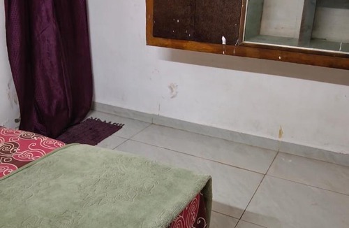 Rau Apartment | Ashray deep home stay 1 bhk