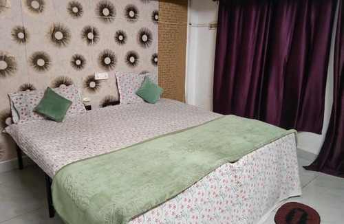 Rau Apartment | Ashray deep home stay 1 bhk
