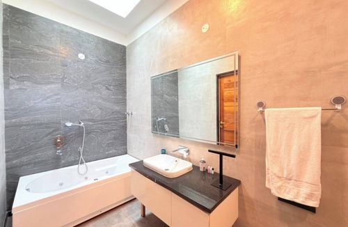 JP Nagar House | Aurora Heights 4BHK Spacez Villa with Private Theatre