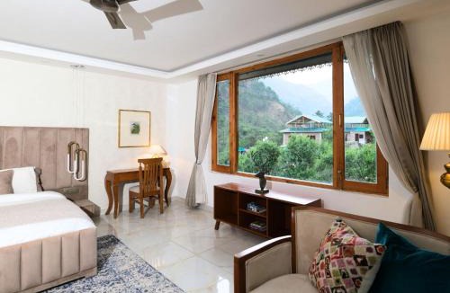 Banjar Hotel | Ausnya Tirthan