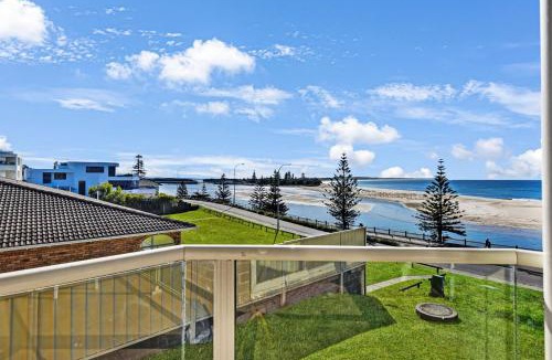 The Entrance Apartment | Avilla Court Stunning Views