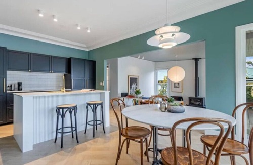 Blackheath House | Ayla Cottage - Cosy Escape, Pet Friendly