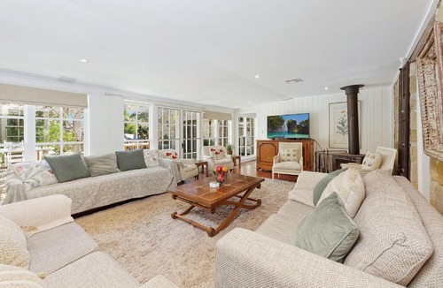 Mittagong House | Aylmerton House for 10, Southern Highlands - 4pm Check Out Sundays