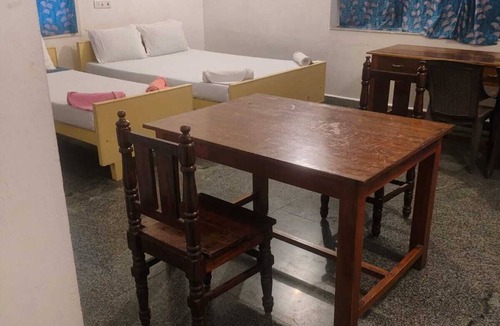 Mahabalipuram Beach Hotel | Baba Guest House