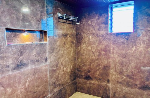 Kune Village Hotel | Bailey's Castle Villa