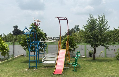 Bhopal House | Baithkam Farms by Onarc Group