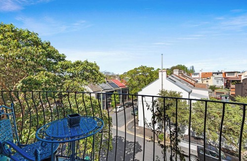Glebe Apartment | Balina Muse Artistic Nook in Sydneys Creative Hub