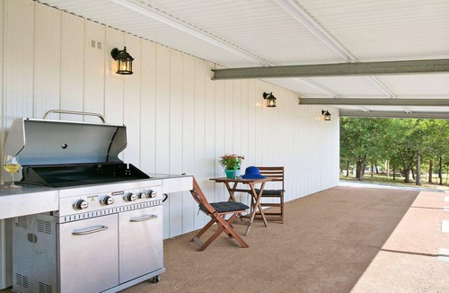 Bundanoon House | Ballogie Lodge - a quality timeless retreat
