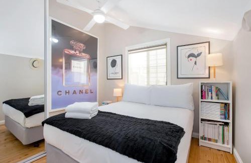Balmain East House | Balmain 2 Bed Cottage - New Listing