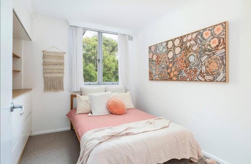 Mosman Apartment | Balmoral Beach Front 2 Bedroom Waterview Mosman