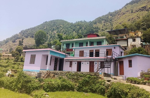 Dugalbitta House | Bansh Buransh Homestay