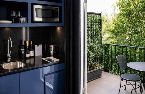Rushcutters Bay Cabin | Bayswater Boutique Lodge - Potts Point