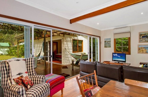 Pearl Beach House | Beach Break by HolidayCo.