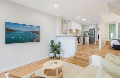 Kianga House | Beach Front Home in Kianga